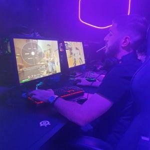 w0nderz98 avatar