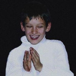 AndrewCH13 avatar