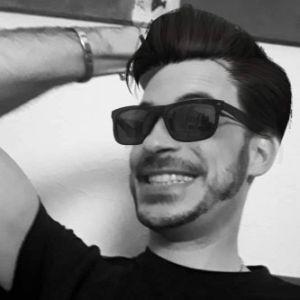 SantoCharles avatar