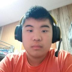 Yomatato avatar