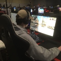 fluxro FACEIT avatar