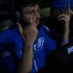 TH3C4R3B0Y